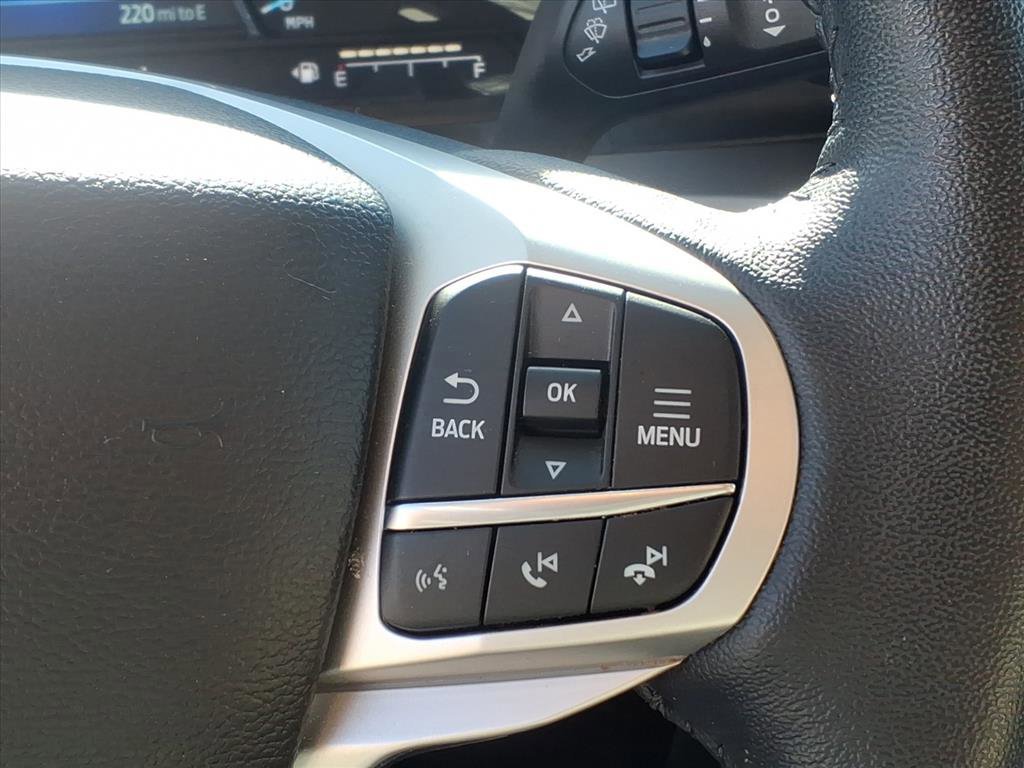Certified 2022 Ford Explorer XLT w/ Equipment Group 202A image 29