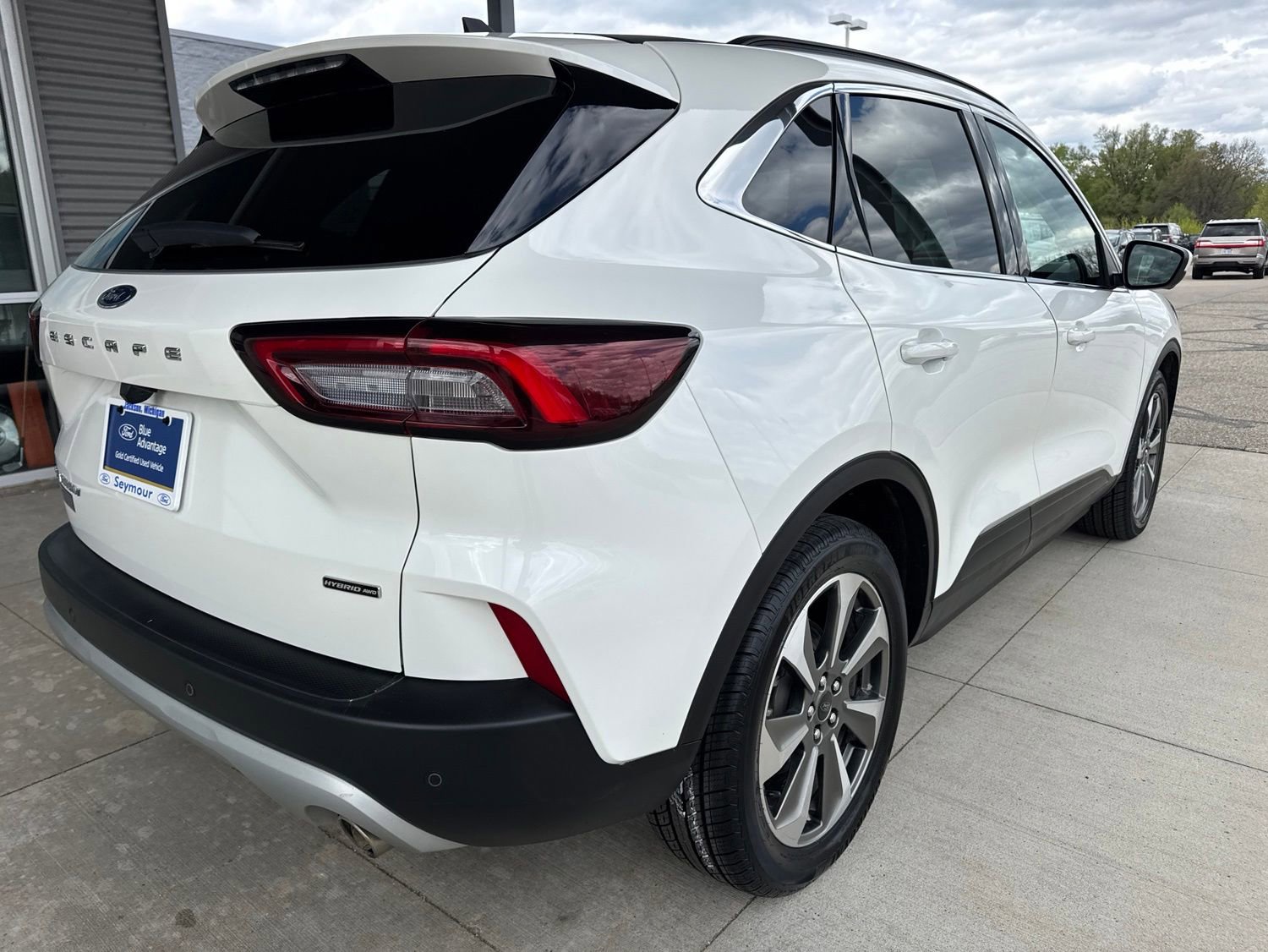 Certified 2023 Ford Escape Platinum AWD/4WD image 8