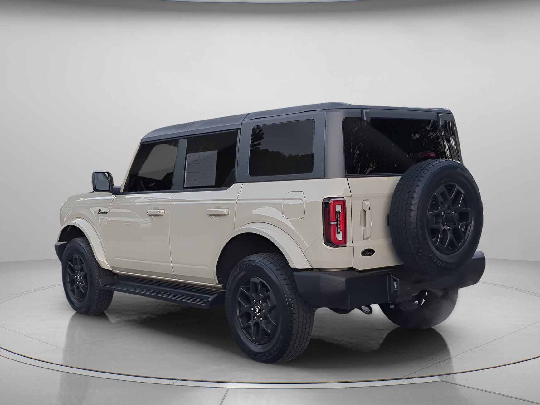Certified 2025 Ford Bronco Outer Banks AWD/4WD image 42