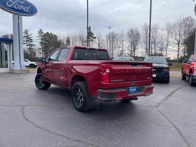 Used 2023 Chevrolet Silverado 1500 RST w/ Convenience Package II image 3