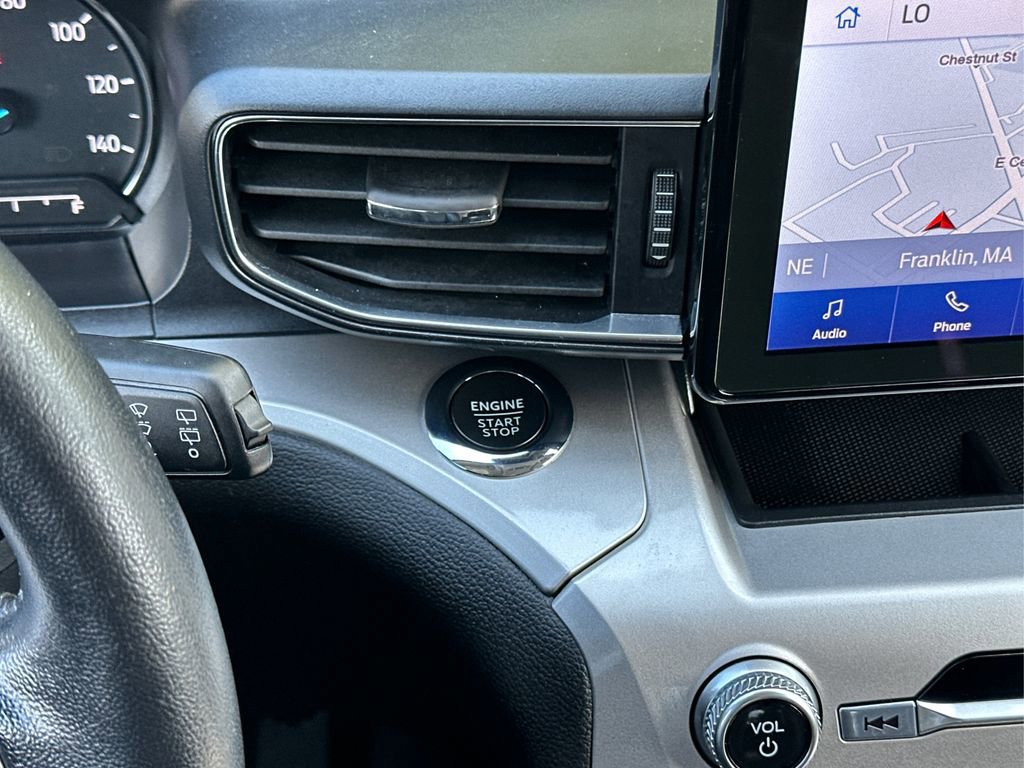 Certified 2022 Ford Explorer XLT w/ Equipment Group 202A image 25