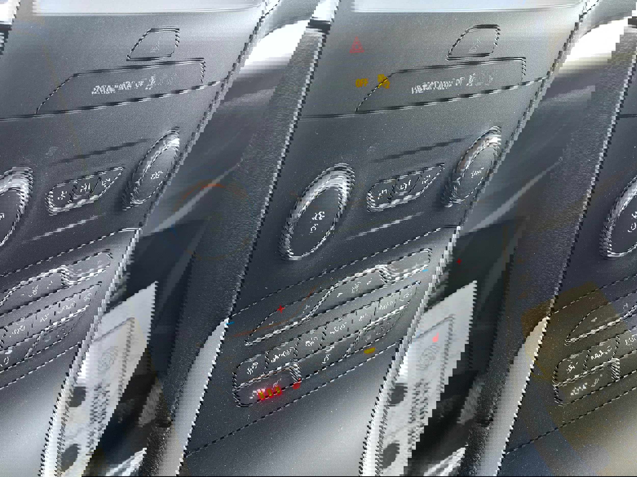 Certified 2019 Ford Edge SEL w/ Equipment Group 201A image 18