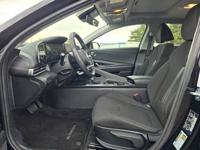 Used 2024 Hyundai Elantra SEL FWD image 13