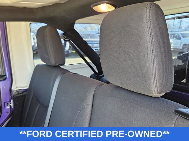 Used 2017 Jeep Wrangler Unlimited Sport w/ Connectivity Group image 27