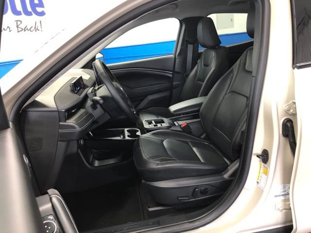 Certified 2025 Ford Mustang Mach-E Premium image 25