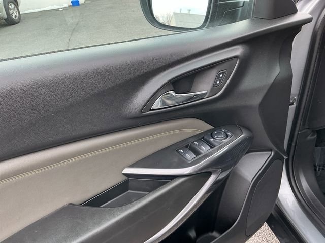 Used 2024 Chevrolet Trax ACTIV image 11