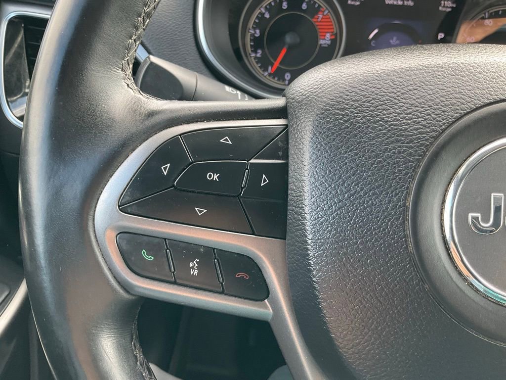 Used 2019 Jeep Cherokee Limited image 6