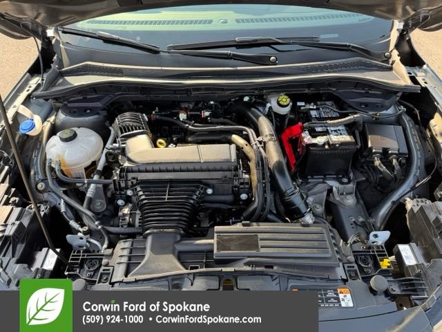 Certified 2025 Ford Escape ST-Line Select AWD/4WD image 36