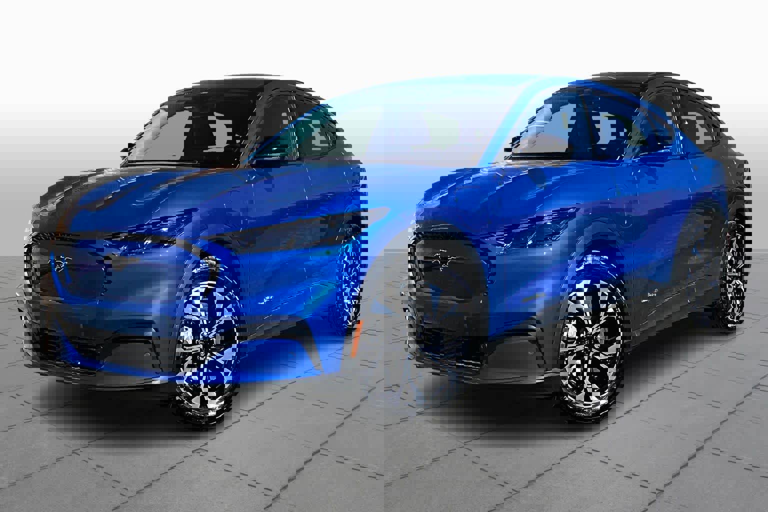 Certified 2025 Ford Mustang Mach-E Select w/ Comfort Package Lite image 7