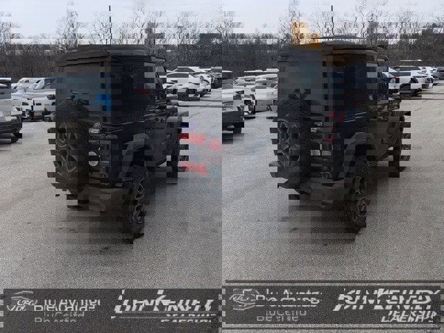 Used 2018 Jeep Wrangler Sport image 12