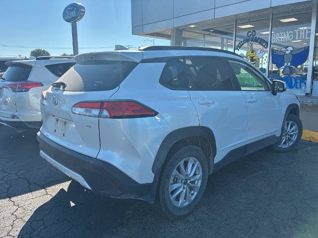 Used 2023 Toyota Corolla Cross LE FWD image 3