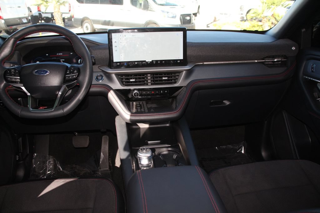 Certified 2025 Ford Explorer ST AWD/4WD image 19
