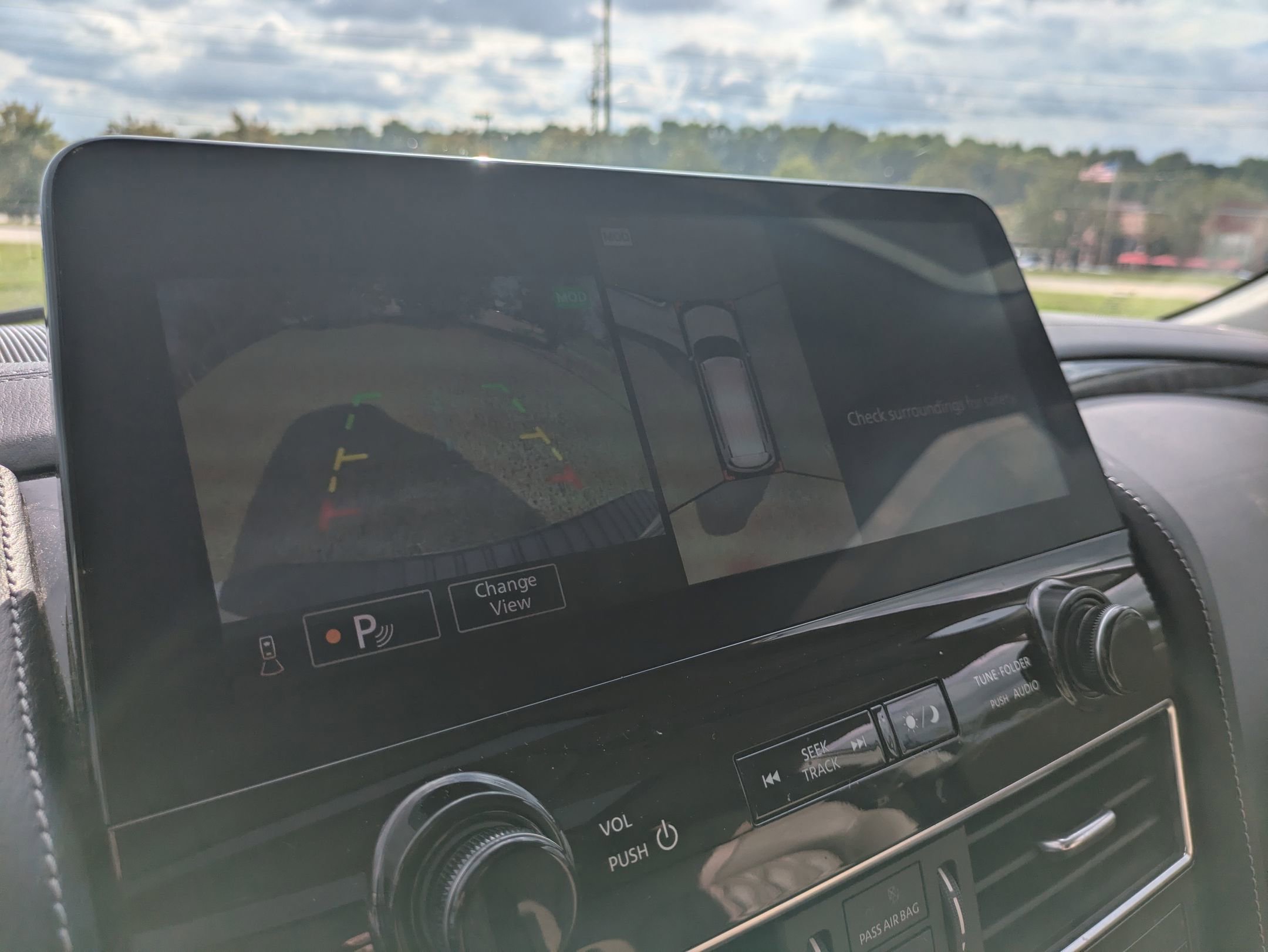 Used 2021 Nissan Armada Platinum w/ Captain's Chairs Package image 23