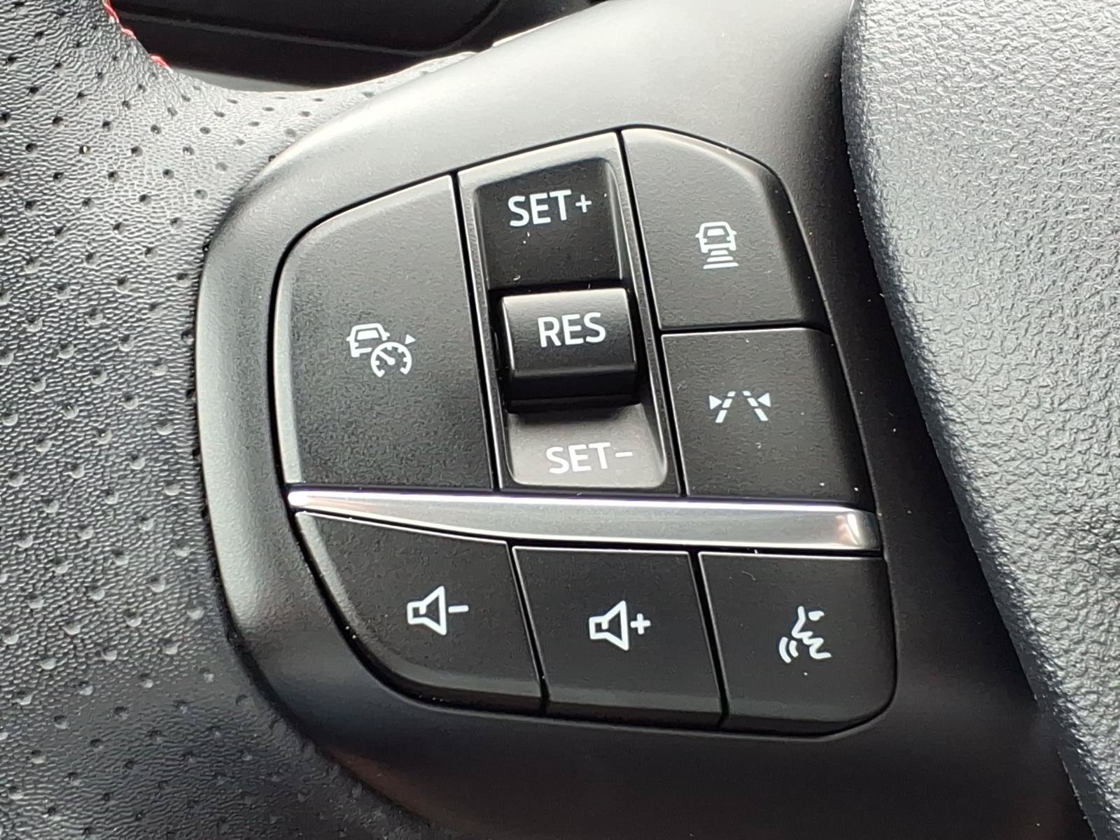 Certified 2024 Ford Escape ST-Line w/ Tech Pack #1 AWD/4WD image 24