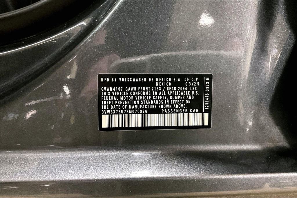 Used 2025 Volkswagen Jetta Sport FWD image 29