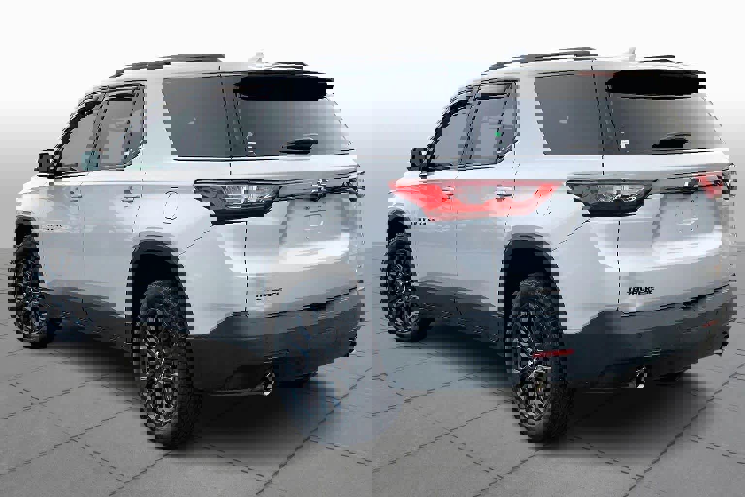 Used 2021 Chevrolet Traverse RS image 10