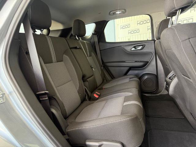 Used 2025 Chevrolet Blazer LT FWD image 9