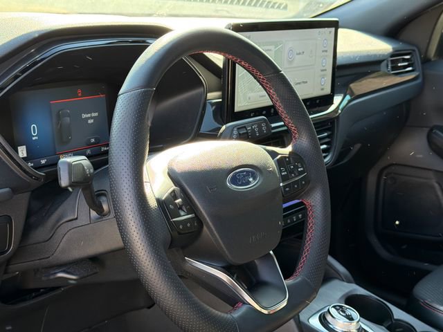 Certified 2024 Ford Escape ST-Line w/ Tech Pack #1 image 14