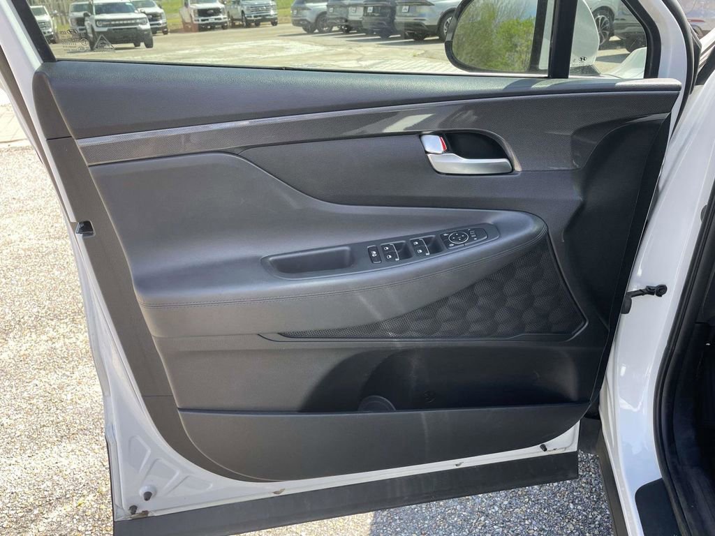 Used 2023 Hyundai Santa Fe SEL image 15