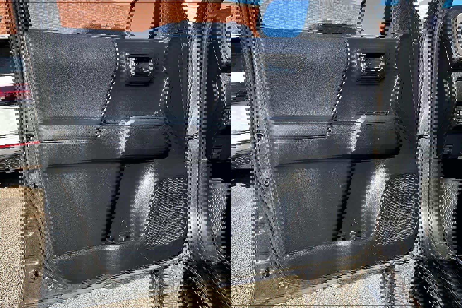 Used 2020 Toyota Tacoma TRD Off-Road AWD/4WD image 20