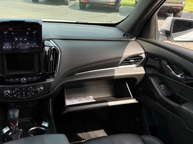 Used 2023 Chevrolet Traverse RS w/ LPO, Floor Liner Package AWD/4WD image 35