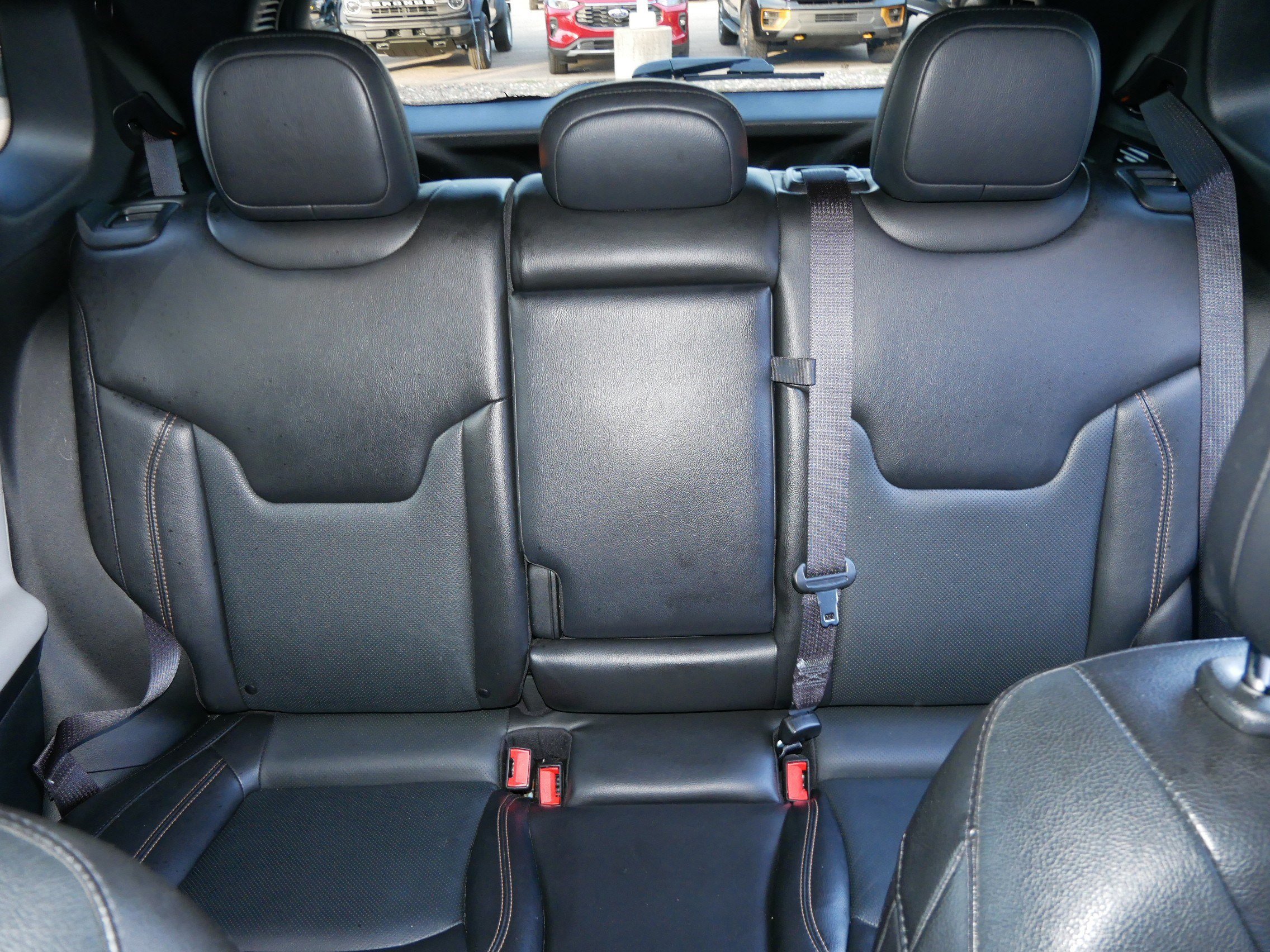 Used 2023 Jeep Compass Limited image 13