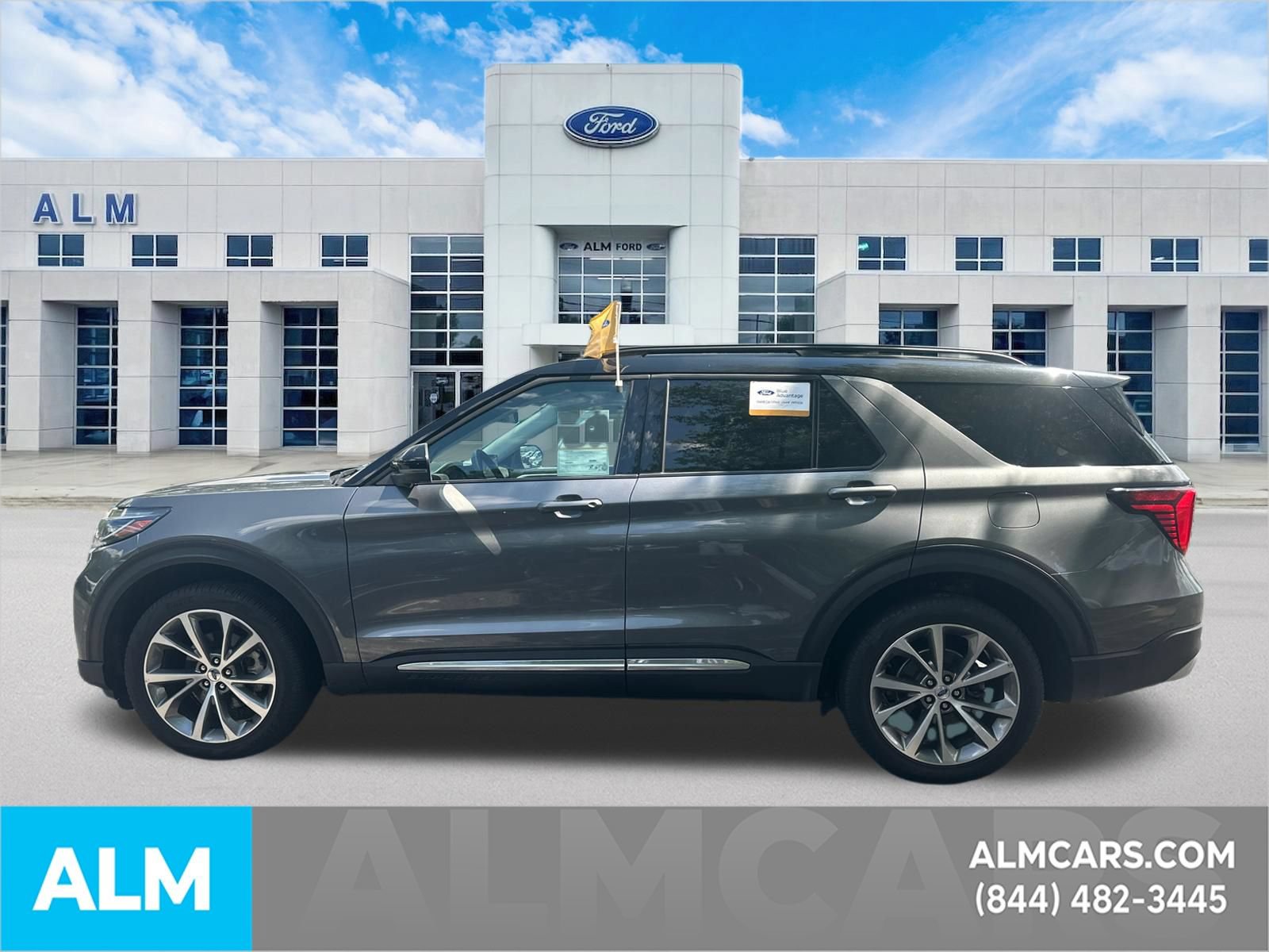 Certified 2025 Ford Explorer Platinum w/ Ultimate Package AWD/4WD image 9