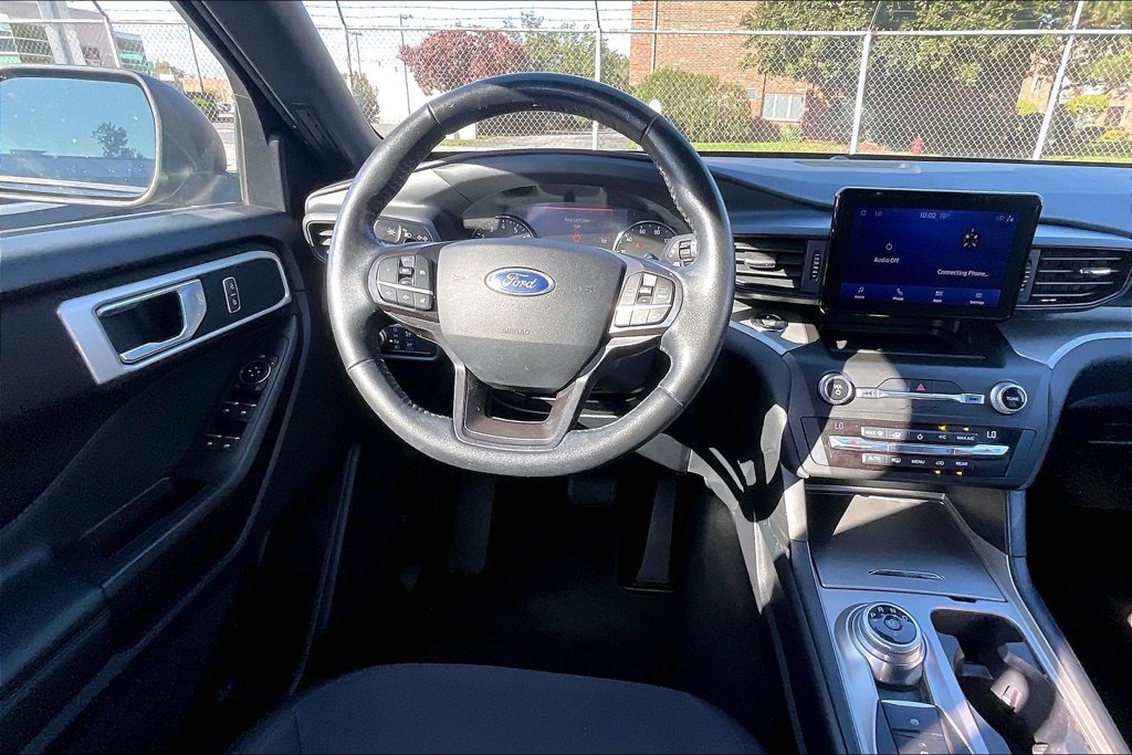 Certified 2020 Ford Explorer XLT AWD/4WD image 4