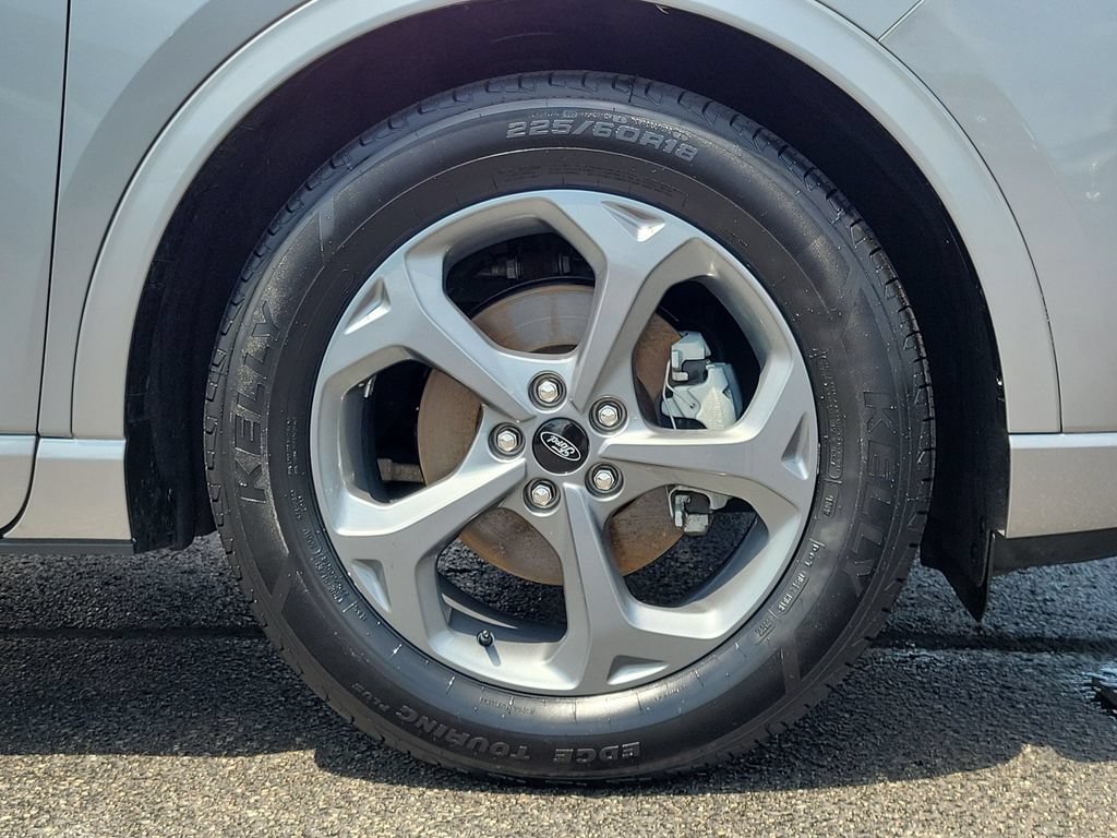 Certified 2023 Ford Escape ST-Line w/ Tech Pack #1 FWD image 9