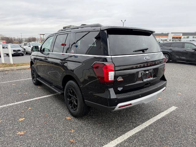 Certified 2023 Ford Expedition Timberline image 6