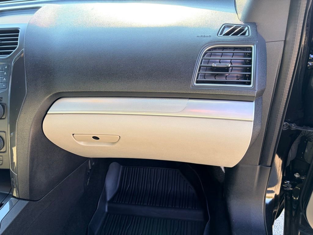 Certified 2019 Ford Explorer FWD image 24