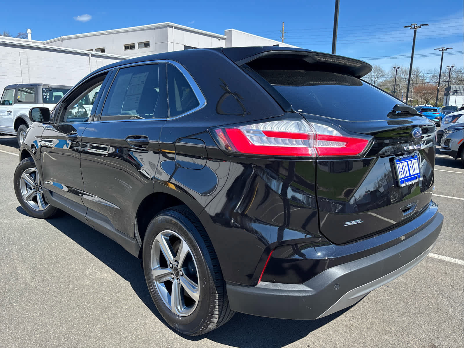 Certified 2023 Ford Edge SEL w/ Convenience Package image 3