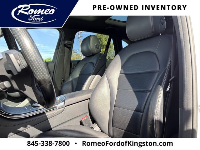 Used 2018 Mercedes-Benz GLC 300 4MATIC image 24