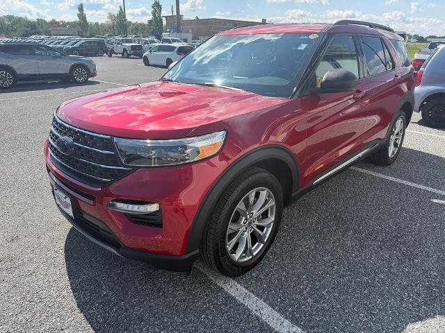Certified 2023 Ford Explorer XLT w/ Equipment Group 202A AWD/4WD image 4