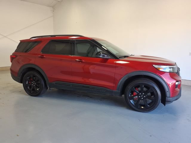 Certified 2021 Ford Explorer ST w/ Equipment Group 401A AWD/4WD image 2