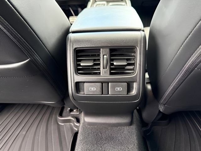 Used 2021 Honda Accord Sport image 12