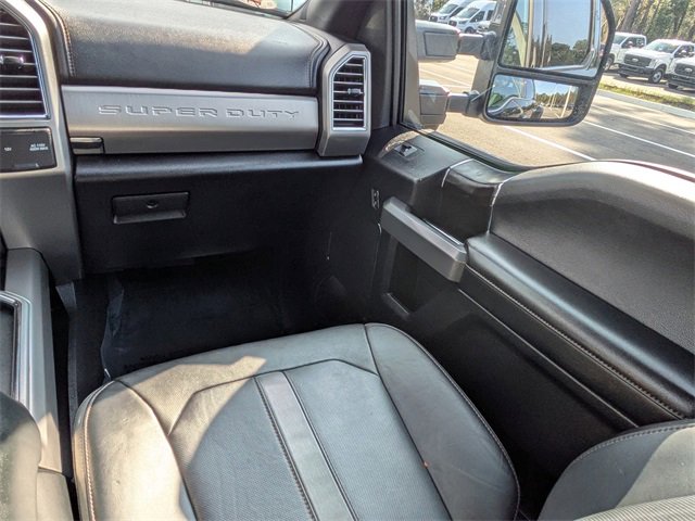 Certified 2018 Ford F450 Platinum w/ Platinum Ultimate Package image 17