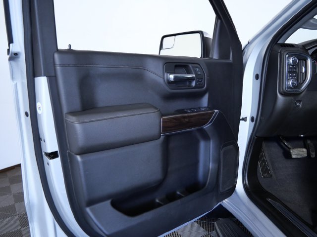 Used 2019 GMC Sierra 1500 SLT w/ SLT Premium Package AWD/4WD image 17