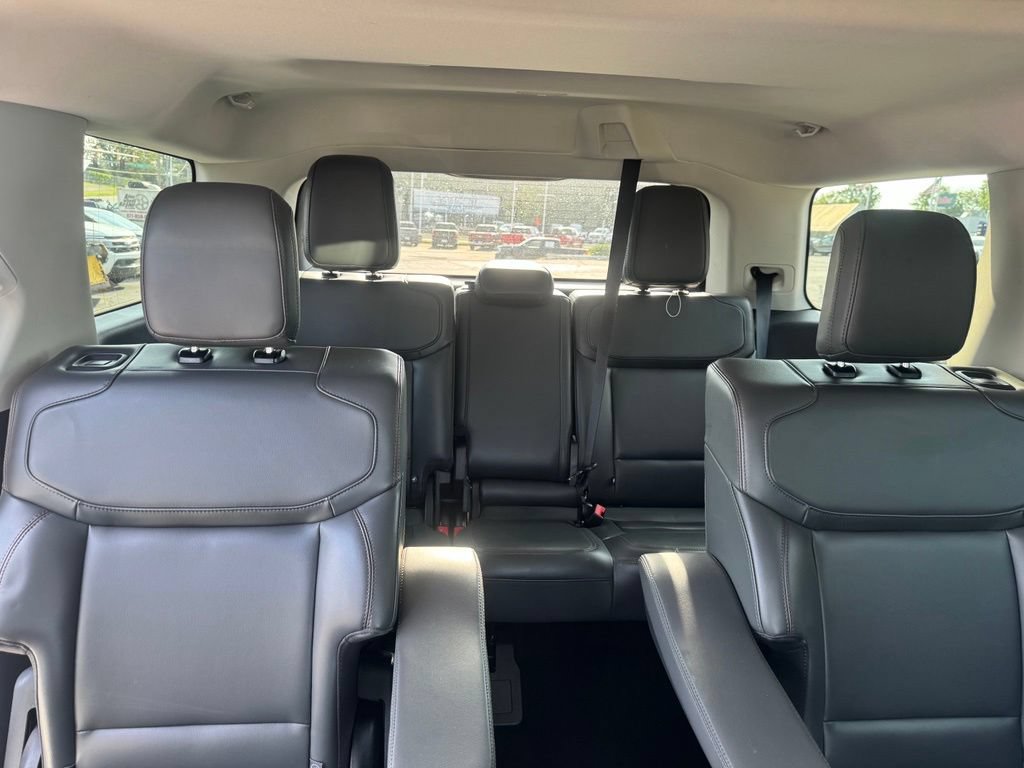 Certified 2025 Ford Expedition Active AWD/4WD image 9