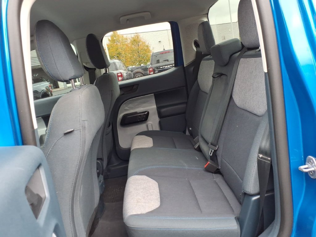 Certified 2025 Ford Maverick XLT w/ XLT Luxury Package AWD/4WD image 8