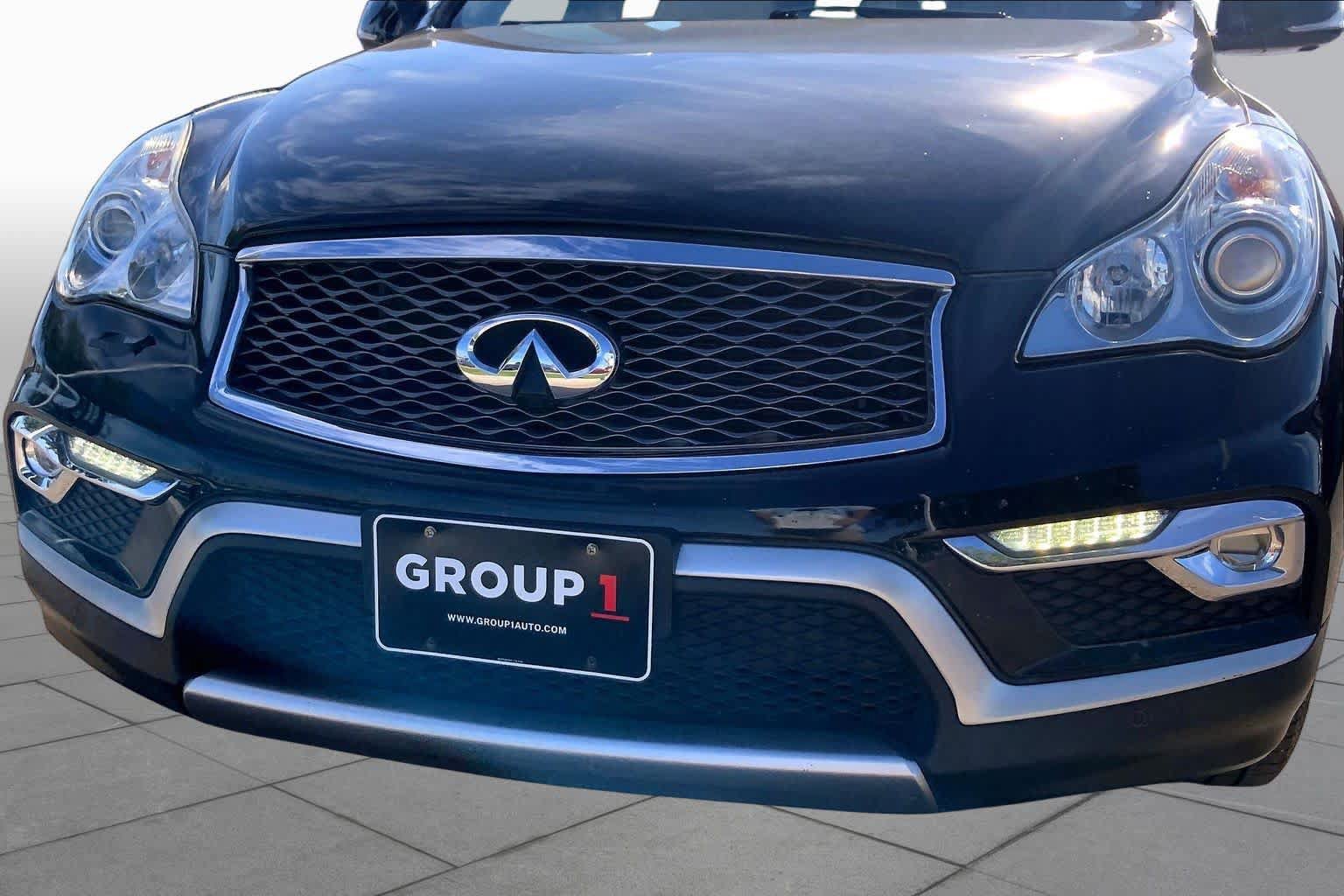 Used 2017 INFINITI QX50 AWD w/ Premium Plus Package image 29