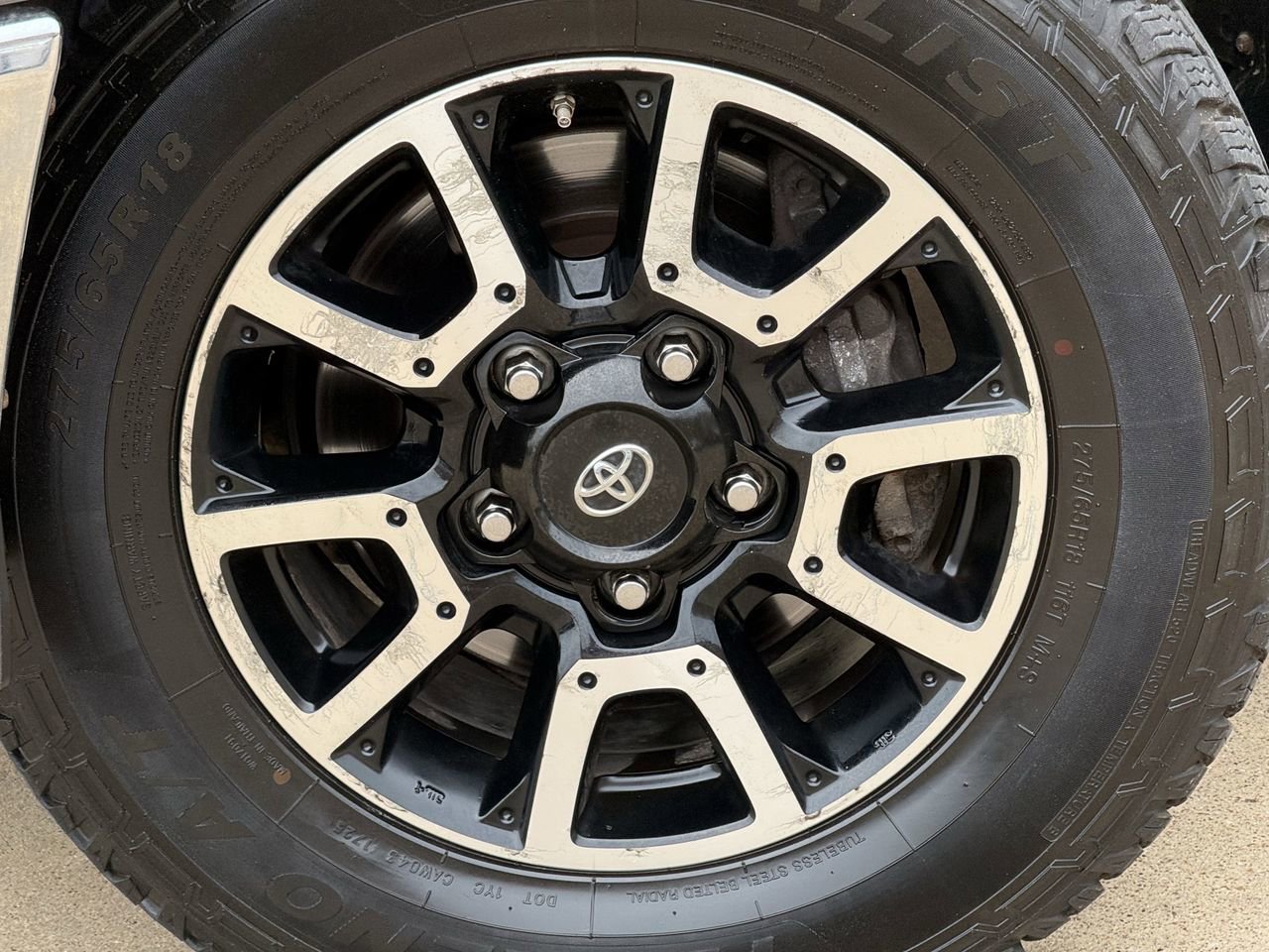 Used 2018 Toyota Tundra SR5 w/ SR5 Upgrade Package AWD/4WD image 8