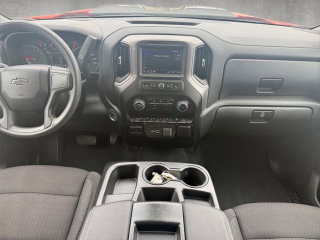 Used 2024 Chevrolet Silverado 1500 Custom Trail Boss w/ LPO, Dark Essentials Package AWD/4WD image 4