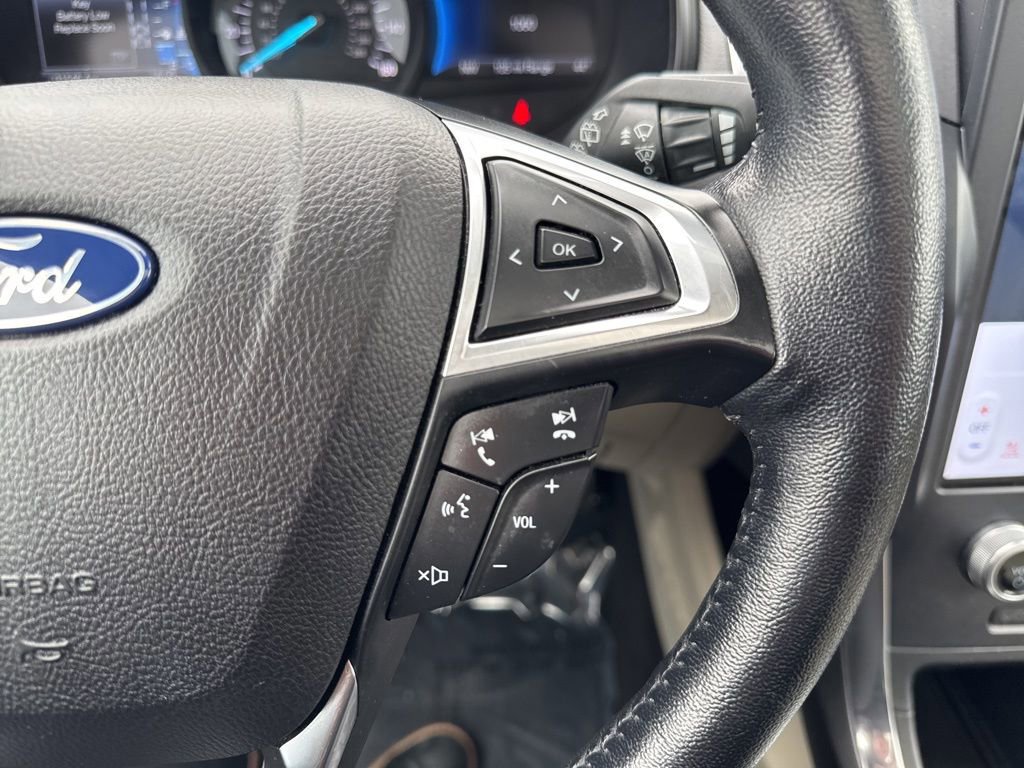 Certified 2023 Ford Edge Titanium image 23