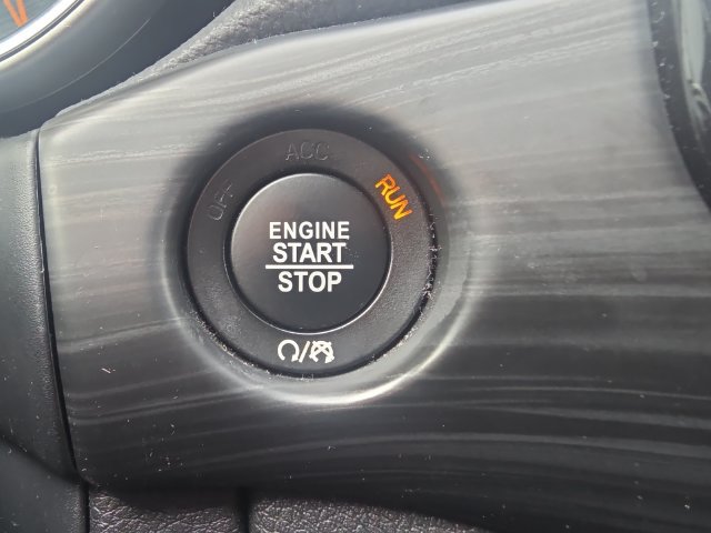 Used 2019 Jeep Grand Cherokee Altitude AWD/4WD image 21