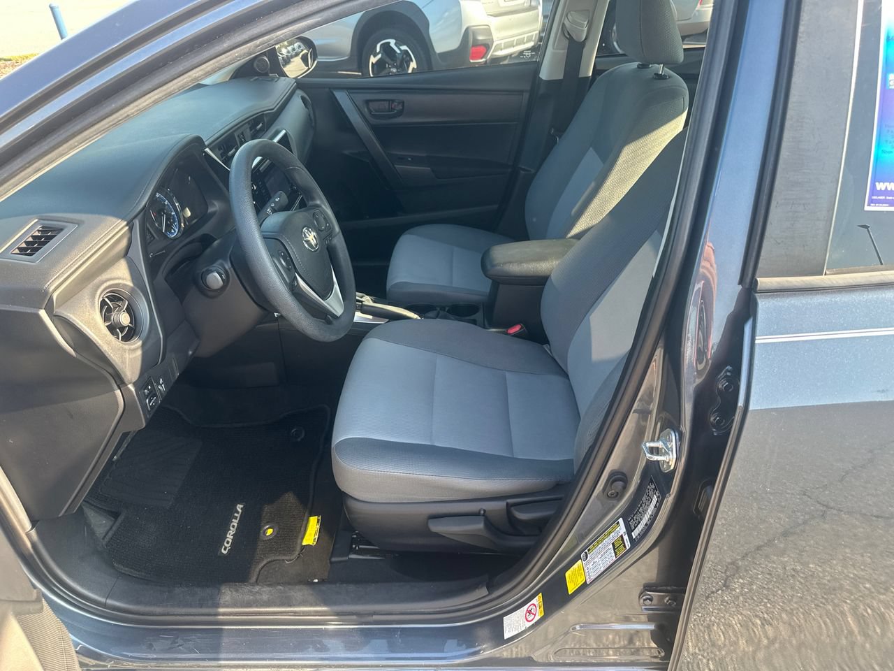 Used 2019 Toyota Corolla L FWD image 10