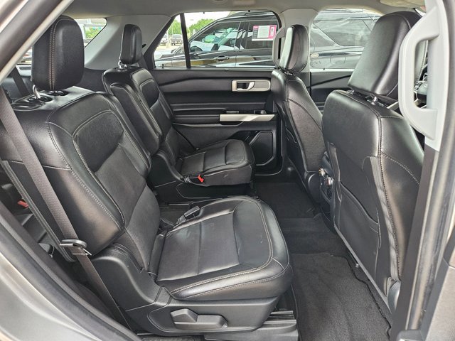 Certified 2021 Ford Explorer Limited w/ Equipment Group 301A RWD image 21