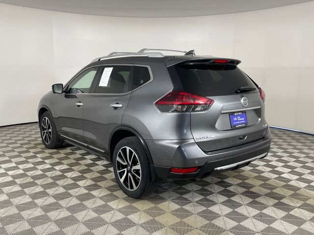 Used 2019 Nissan Rogue SL w/ Premium Package image 2