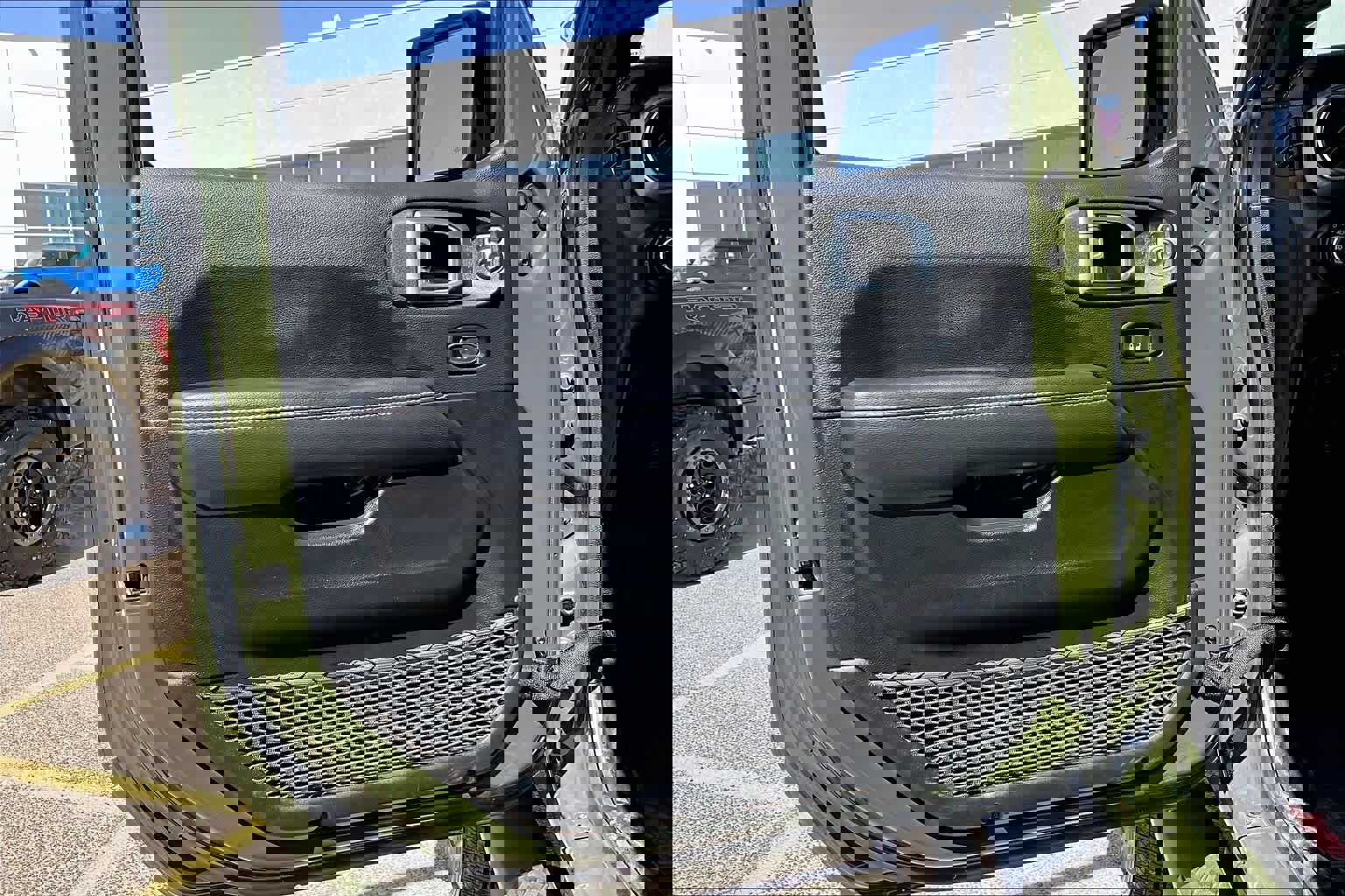 Used 2023 Jeep Gladiator Overland image 20