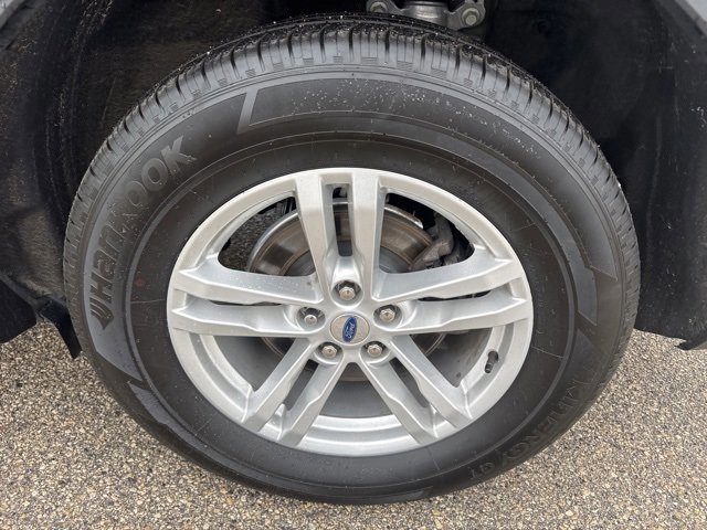 Certified 2023 Ford Explorer XLT w/ Equipment Group 202A image 19